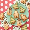 Wilton Non-Stick Christmas Cookie Shapes Pan, 12-Cavity (Gingerbread Man, Tree, Snowman)