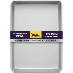 Wilton Aluminum 9×13 Inch Rectangular Sheet Pan, Made With Natural Anodized Aluminum, Made Without PFAS, Bakeware Optimal For Even Heating(9 by 13 by 2-Inch)