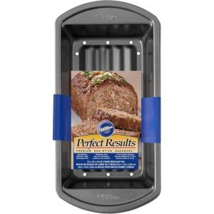 Wilton Perfect Results Premium Non-Stick Bakeware – Meatloaf Pan Set, Reduce the Fat and Kick Up the Flavor, 2-Piece Set(Gray)