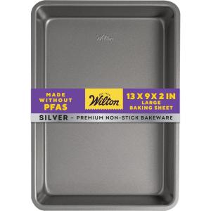 Wilton Silver Non Stick Oblong Cake Pan, Perfect for Cake and Lasagna, Made without PFAS, Durable Steel, Even Heating, 13 x 9 x 2 in, Packaging May Vary